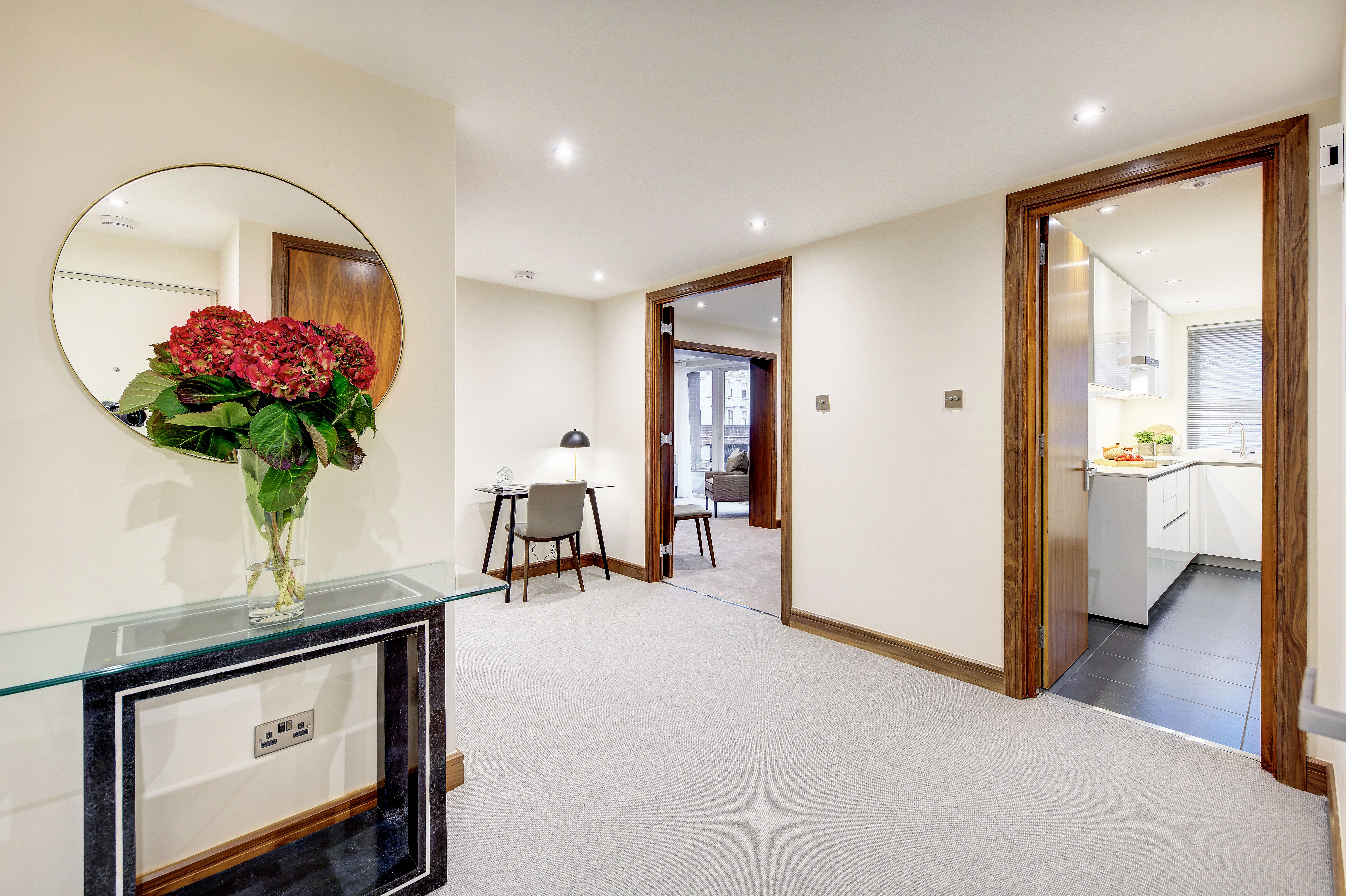 flat 58 kingston house south 2500 hall1